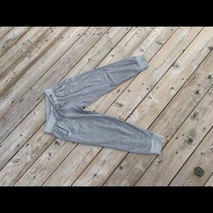 Women’s Capri joggers